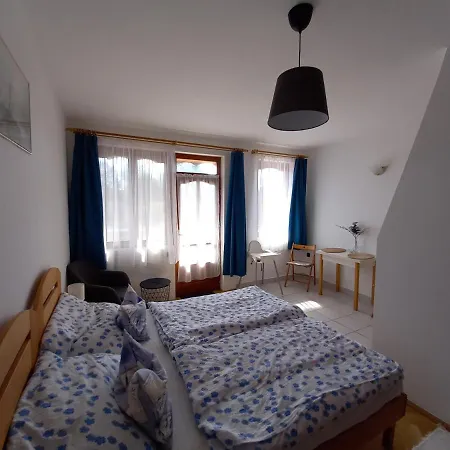 Kispál *