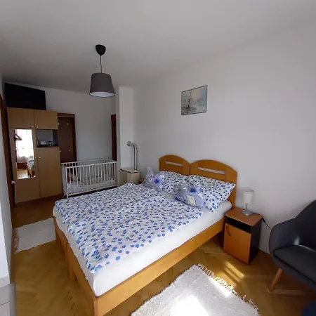 Kispal Apartmanhaz Апартаменты *